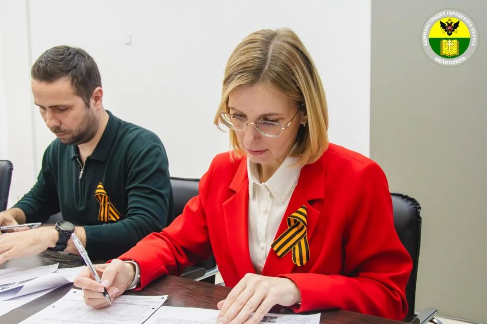 Сергей Золотарёв: Сегодня совместно с коллегами принял участие в ежегодной всероссийской акции «Диктант Победы» Сергей Золотарёв: Сегодня совместно с коллегами принял участие в ежегодной всероссийской акции «Диктант Победы»