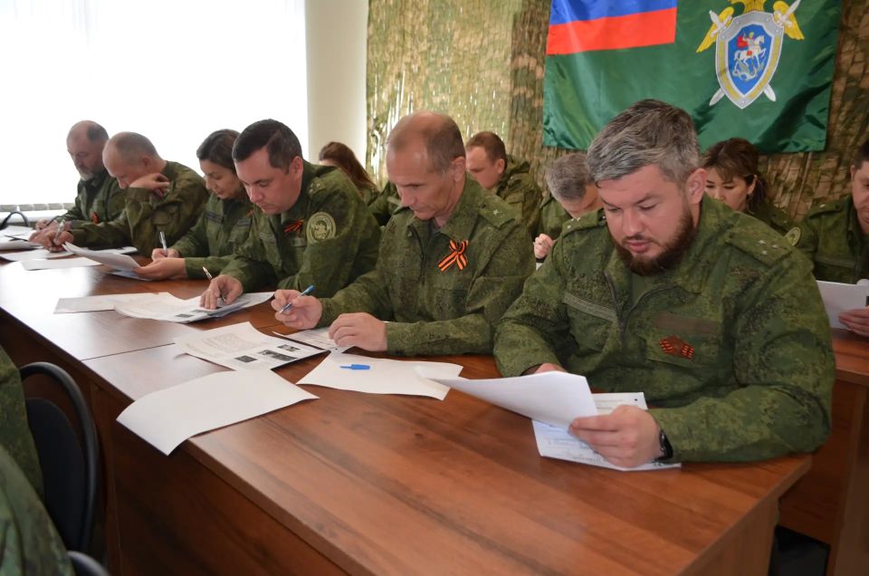 Сотрудники следственного управления Следственного комитета России по Запорожской области приняли участие в акции «Диктант Победы» Сотрудники следственного управления Следственного комитета России по Запорожской области приняли участие в акции «Диктант Победы»