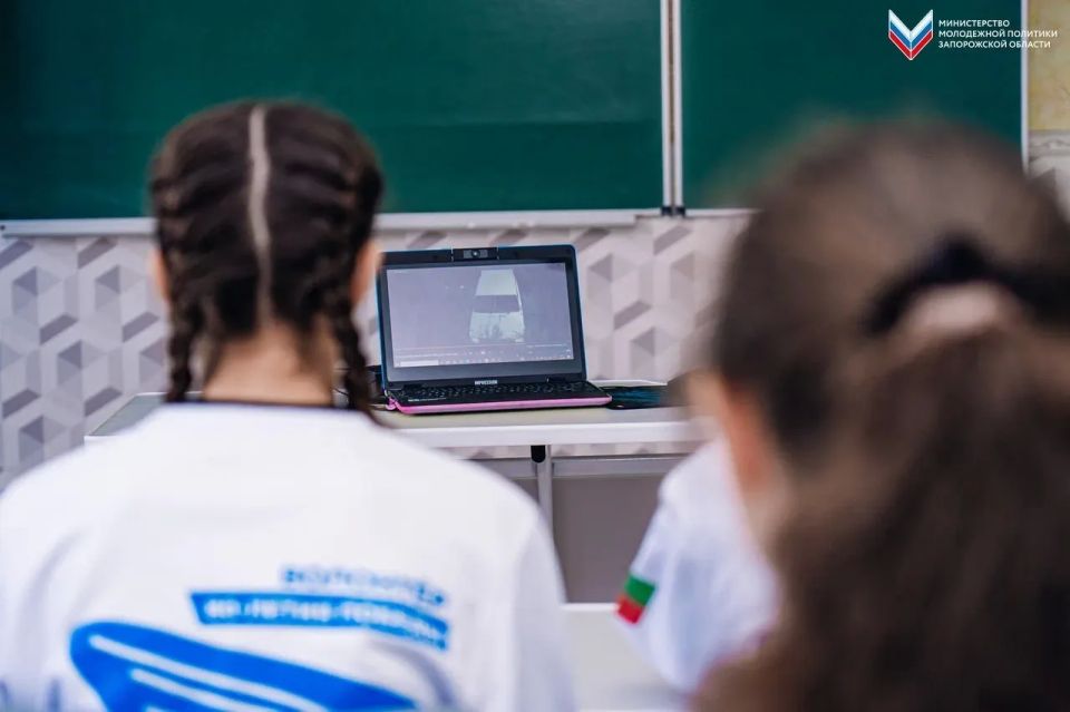 В Акимовке прошёл урок мужества, приуроченный к 40-й годовщине аварии на Чернобыльской АЭС В Акимовке прошёл урок мужества, приуроченный к 40-й годовщине аварии на Чернобыльской АЭС