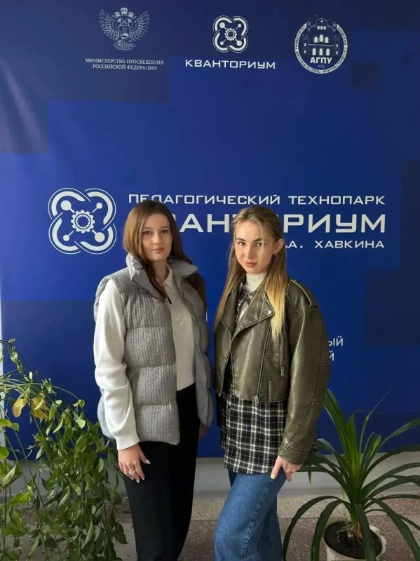 ЗАГС в движении: каллиграфия и хип-хоп в одном месте ЗАГС в движении: каллиграфия и хип-хоп в одном месте