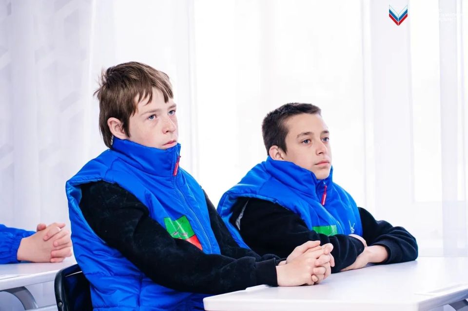 В Акимовке прошёл урок мужества, приуроченный к 40-й годовщине аварии на Чернобыльской АЭС В Акимовке прошёл урок мужества, приуроченный к 40-й годовщине аварии на Чернобыльской АЭС