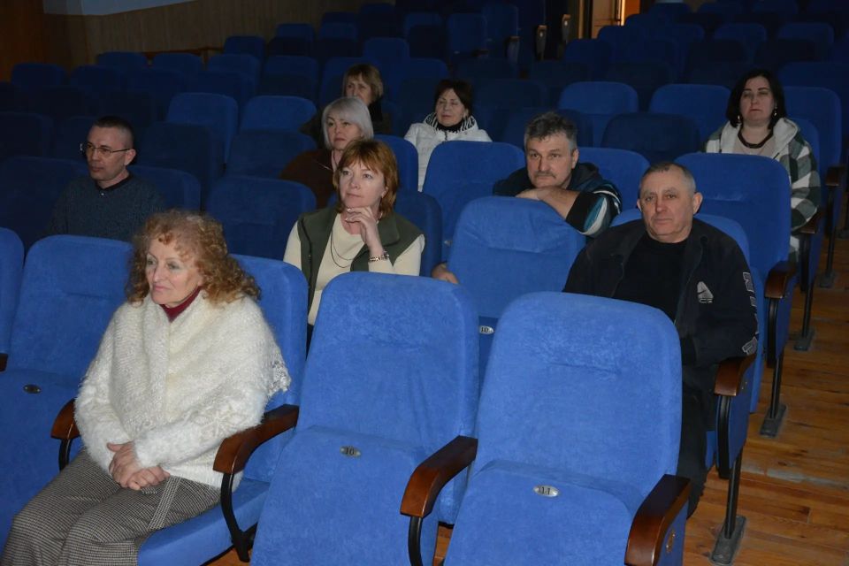 Памяти Чернобыля. Сегодня мы вновь возвращаемся к дате, которая не теряет своей тяжести, даже спустя десятилетия Памяти Чернобыля. Сегодня мы вновь возвращаемся к дате, которая не теряет своей тяжести, даже спустя десятилетия