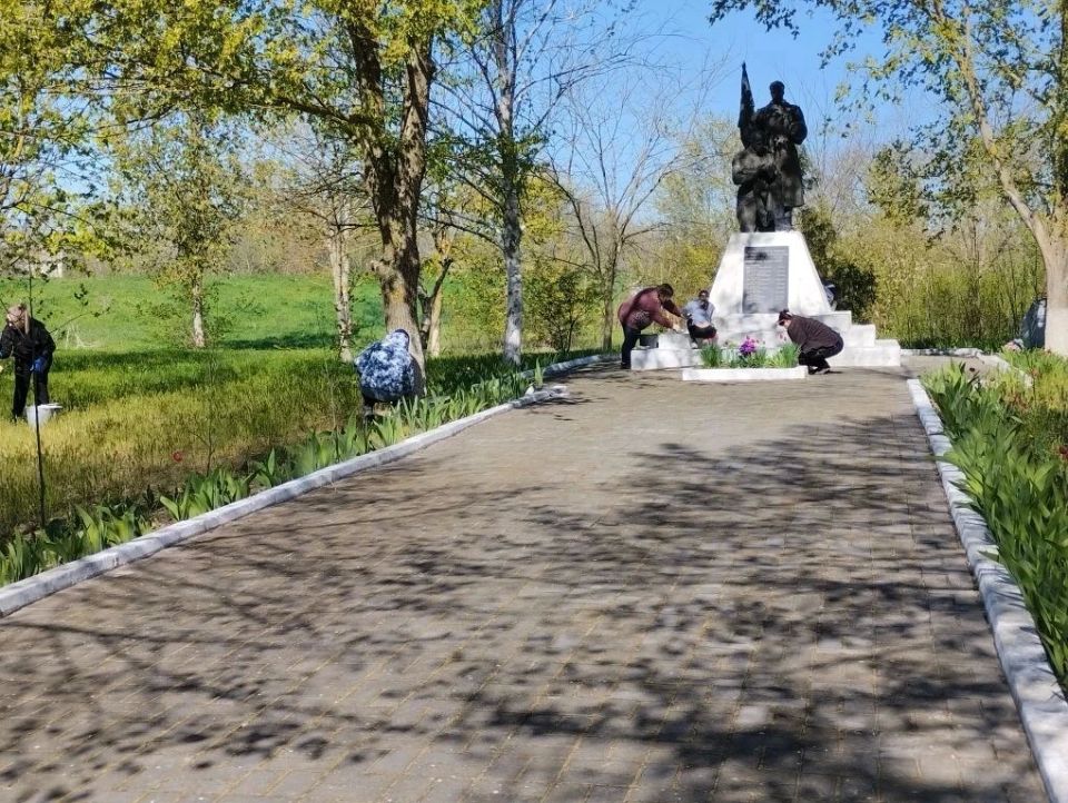 В Бердянском районе прошел Всероссийский субботник В Бердянском районе прошел Всероссийский субботник