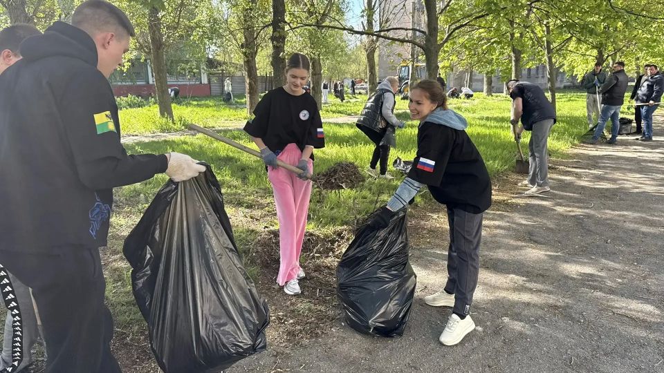 Чистота начинается с нас: Мелитополь на Всероссийском субботнике Чистота начинается с нас: Мелитополь на Всероссийском субботнике