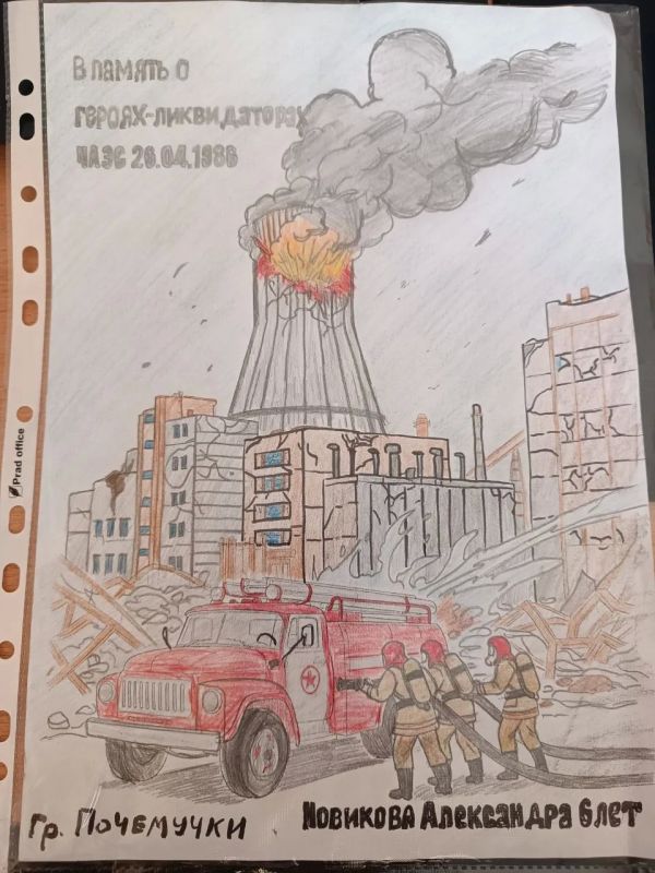 Начало новой рабочей недели сотрудники Приморского краеведческого музея встретили вместе с ребятишками и коллективом детского сада "Ивушка" Начало новой рабочей недели сотрудники Приморского краеведческого музея встретили вместе с ребятишками и коллективом детского сада "Ивушка"