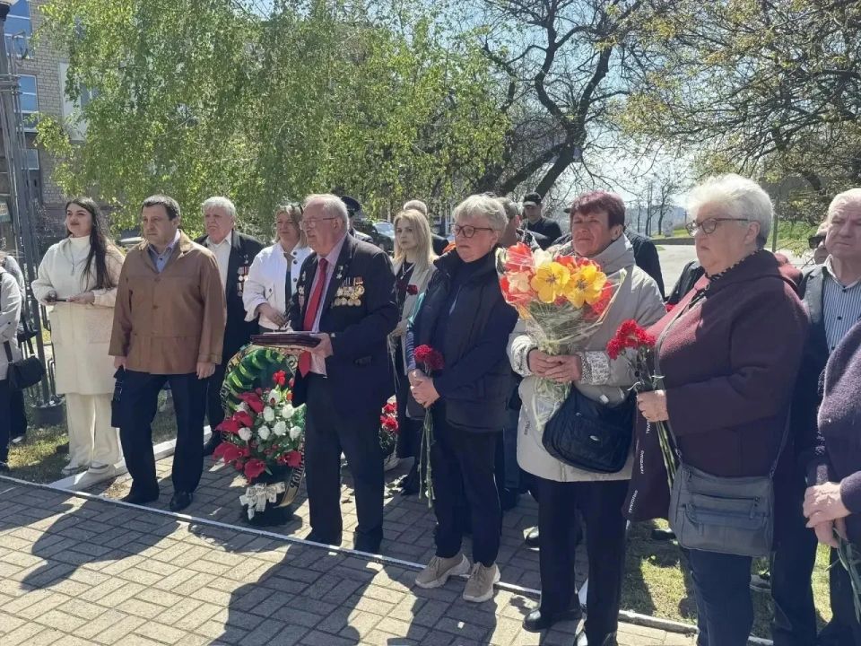 В Бердянске прошёл митинг-реквием, посвящённый 40-летию Чернобыльской аварии В Бердянске прошёл митинг-реквием, посвящённый 40-летию Чернобыльской аварии