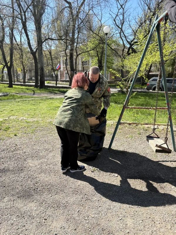 В Бердянске продолжается благоустройство парка «Шмидта» В Бердянске продолжается благоустройство парка «Шмидта»