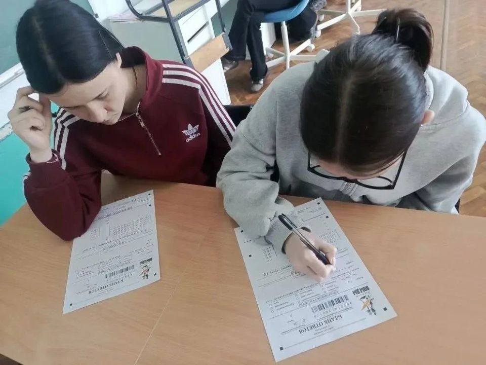 Молодежь Приморского округа написала диктант Победы! Молодежь Приморского округа написала диктант Победы!