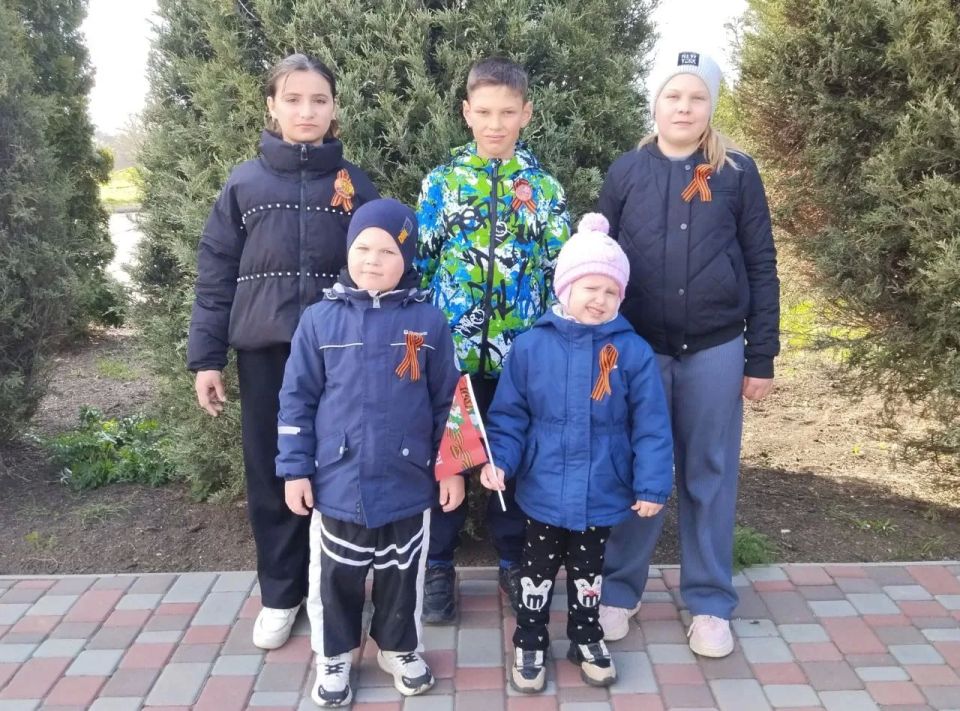 Георгиевская ленточка украсила Елизаветовку! Георгиевская ленточка украсила Елизаветовку!
