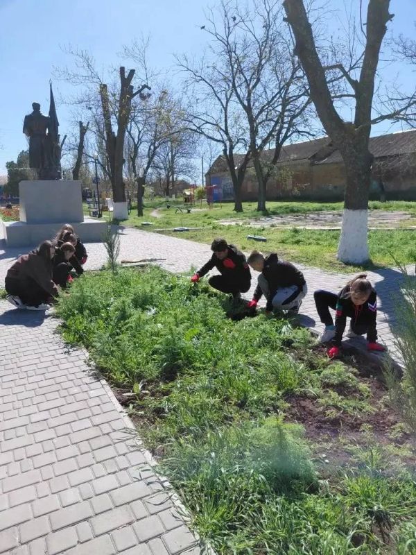 Всероссийский субботник в Луначарском: вместе к чистоте и красоте Всероссийский субботник в Луначарском: вместе к чистоте и красоте