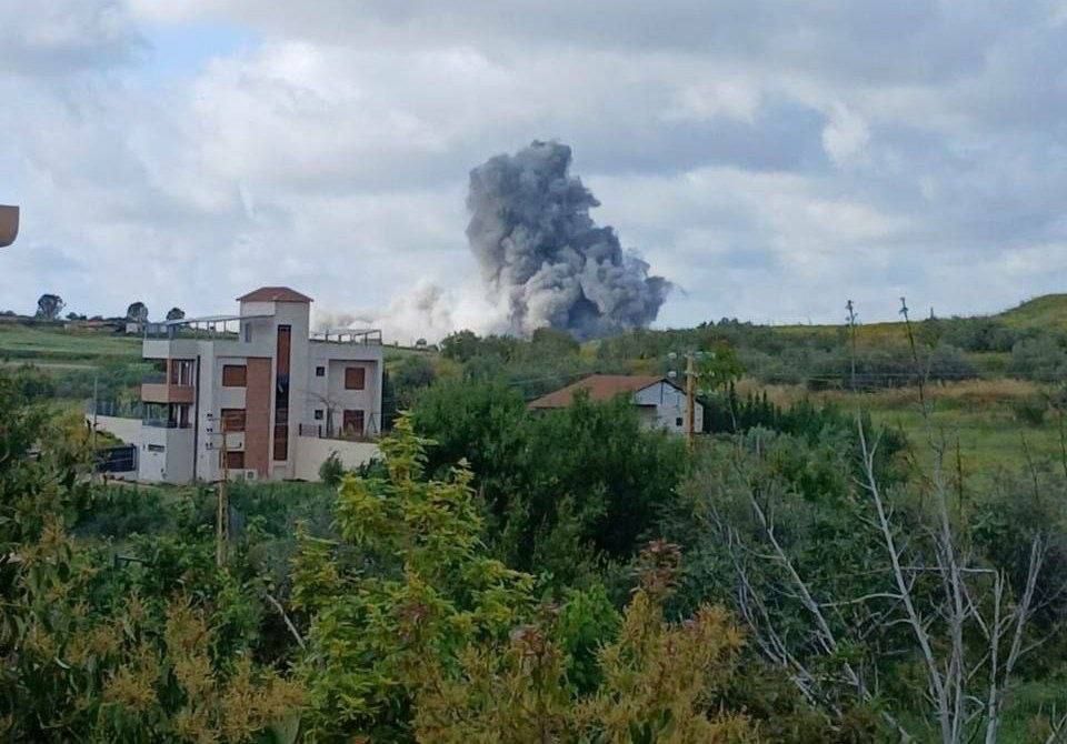 Израиль снова бомбит юг Ливана Израиль снова бомбит юг Ливана