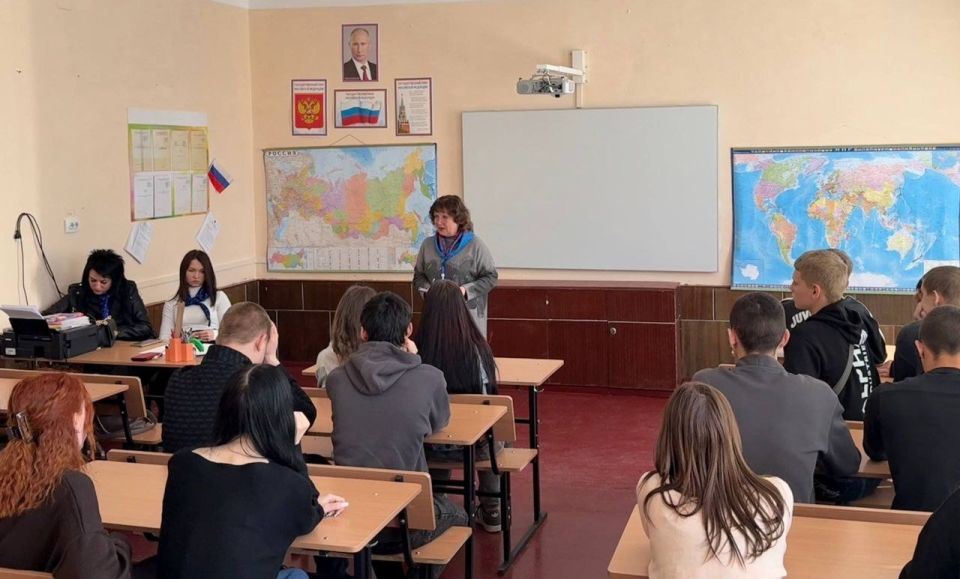 В Днепрорудненском профессиональном лицее прошло мероприятие «Финансовая грамотность как основа финансовой безопасности» В Днепрорудненском профессиональном лицее прошло мероприятие «Финансовая грамотность как основа финансовой безопасности»