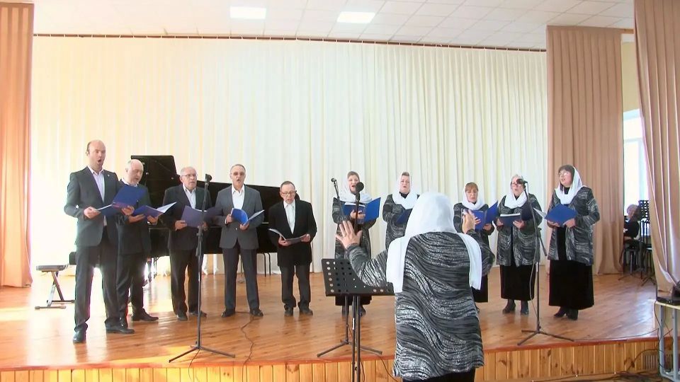 В Бердянске состоялся пасхальный концерт "Пасха Красная" В Бердянске состоялся пасхальный концерт "Пасха Красная"