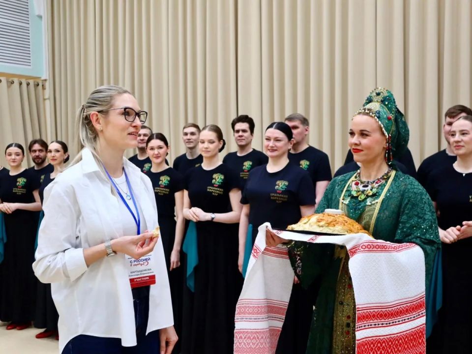Уральский форум объединил народные коллективы из ДНР и Запорожья Уральский форум объединил народные коллективы из ДНР и Запорожья