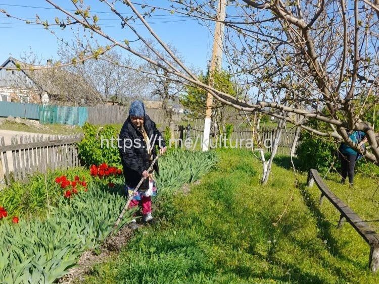 В Маячанском сельском клубе прошёл субботник! В Маячанском сельском клубе прошёл субботник!