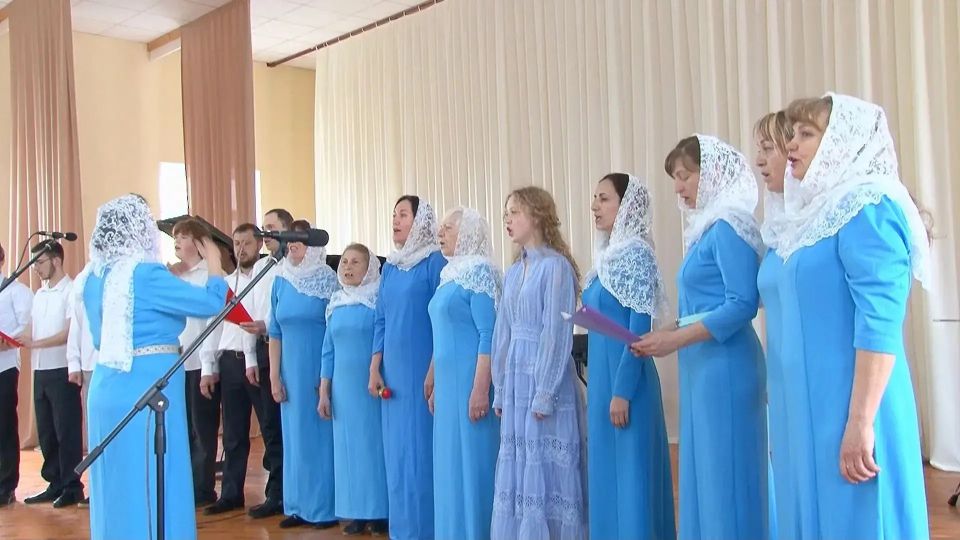 В Бердянске состоялся пасхальный концерт "Пасха Красная" В Бердянске состоялся пасхальный концерт "Пасха Красная"