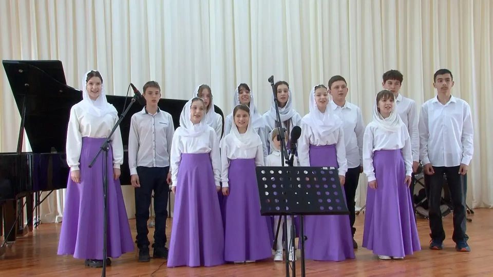 В Бердянске состоялся пасхальный концерт "Пасха Красная" В Бердянске состоялся пасхальный концерт "Пасха Красная"