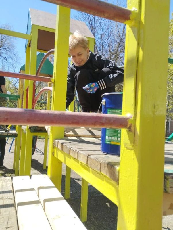 В Бердянске продолжается благоустройство парка «Шмидта» В Бердянске продолжается благоустройство парка «Шмидта»
