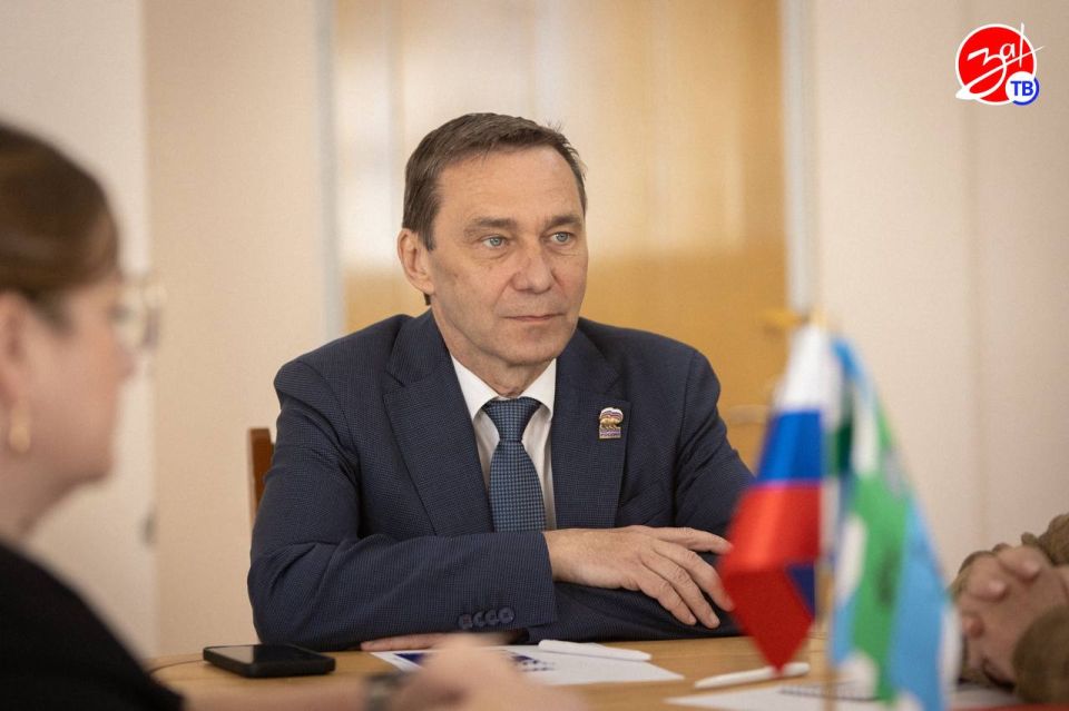 Алексей Тихомиров посетил Бердянск с рабочим визитом Алексей Тихомиров посетил Бердянск с рабочим визитом