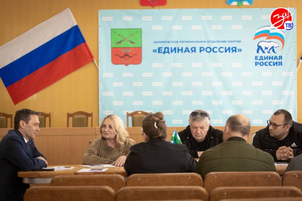 Алексей Тихомиров посетил Бердянск с рабочим визитом Алексей Тихомиров посетил Бердянск с рабочим визитом