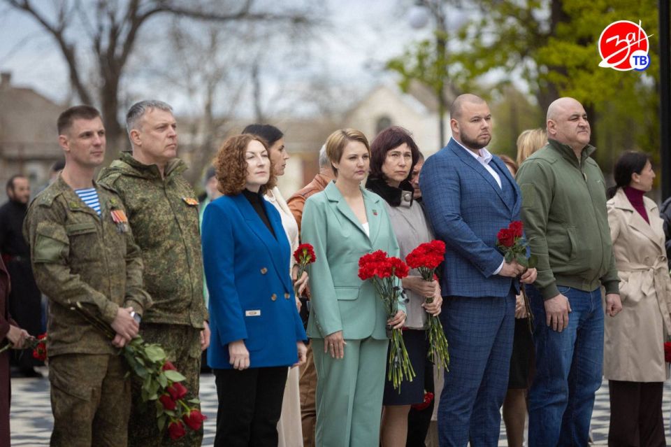 В Мелитопольском парке участников СВО открыт мемориал «Во имя жизни» В Мелитопольском парке участников СВО открыт мемориал «Во имя жизни»