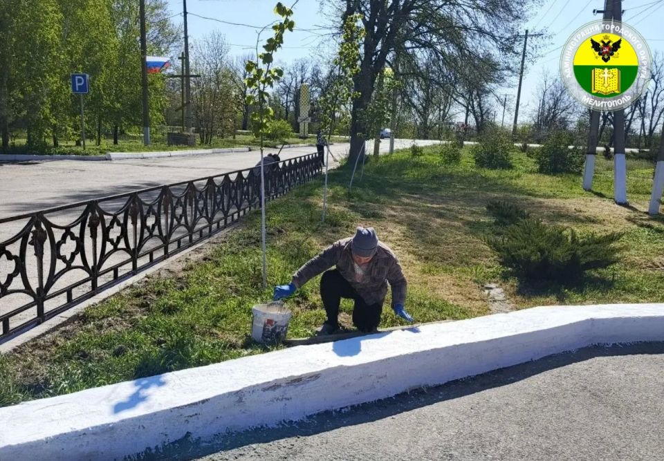 Сотрудники Новенского территориального отдела присоединились к всероссийскому субботнику Сотрудники Новенского территориального отдела присоединились к всероссийскому субботнику