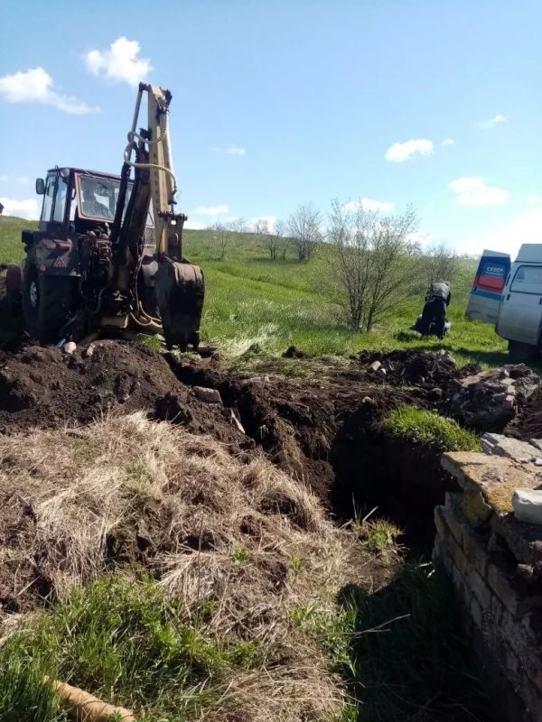 Работники Приморского участка ГУП "Вода Запорожья" провели ряд ремонтных работ на скважине в селе Партизаны Работники Приморского участка ГУП "Вода Запорожья" провели ряд ремонтных работ на скважине в селе Партизаны