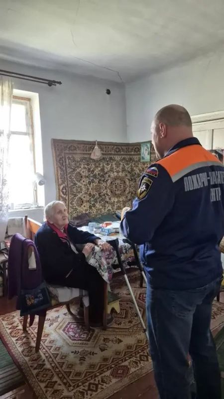 Пензенцы обследовали места проживания 47 ветеранов Великой Отечественной войны и тружеников тыла в преддверии празднования Дня Победы Пензенцы обследовали места проживания 47 ветеранов Великой Отечественной войны и тружеников тыла в преддверии празднования Дня Победы