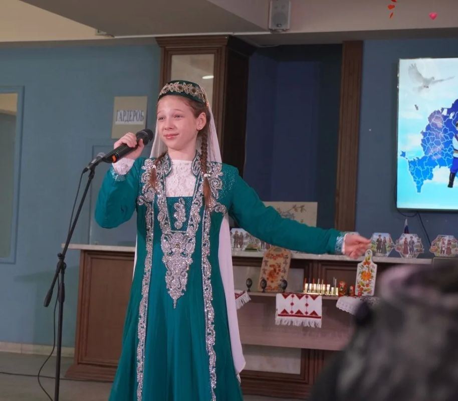 В Мелитополе прошла программа «Веночек дружбы», посвящённая Дню малочисленных коренных народов России В Мелитополе прошла программа «Веночек дружбы», посвящённая Дню малочисленных коренных народов России