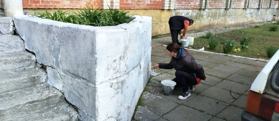 В преддверии Дня Победы и в рамках двухмесячника по наведению санитарного порядка населенные пункты Приморского муниципалитета продолжают благоустраиваться В преддверии Дня Победы и в рамках двухмесячника по наведению санитарного порядка населенные пункты Приморского муниципалитета продолжают благоустраиваться