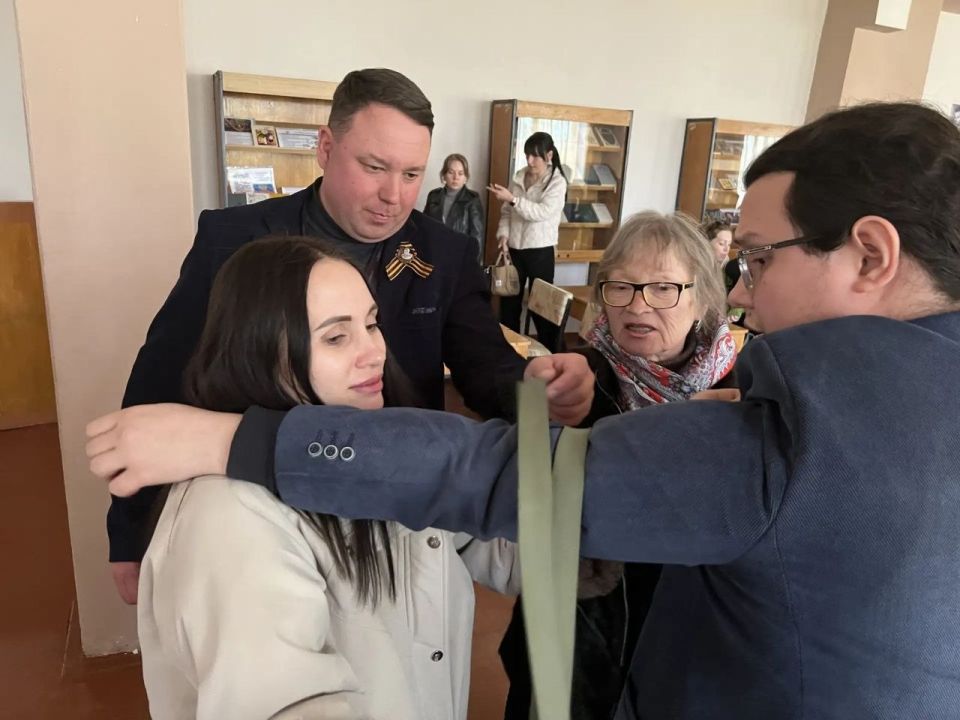 В Днепрорудненском индустриальном колледже прошло мероприятие оказание помощи при ранениях В Днепрорудненском индустриальном колледже прошло мероприятие оказание помощи при ранениях