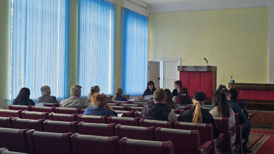 Во вторник, 5 мая, в большом зале администрации Приморского муниципального округа состоялось очередное заседание комиссии по делам несовершеннолетних и защите их прав Во вторник, 5 мая, в большом зале администрации Приморского муниципального округа состоялось очередное заседание комиссии по делам несовершеннолетних и защите их прав