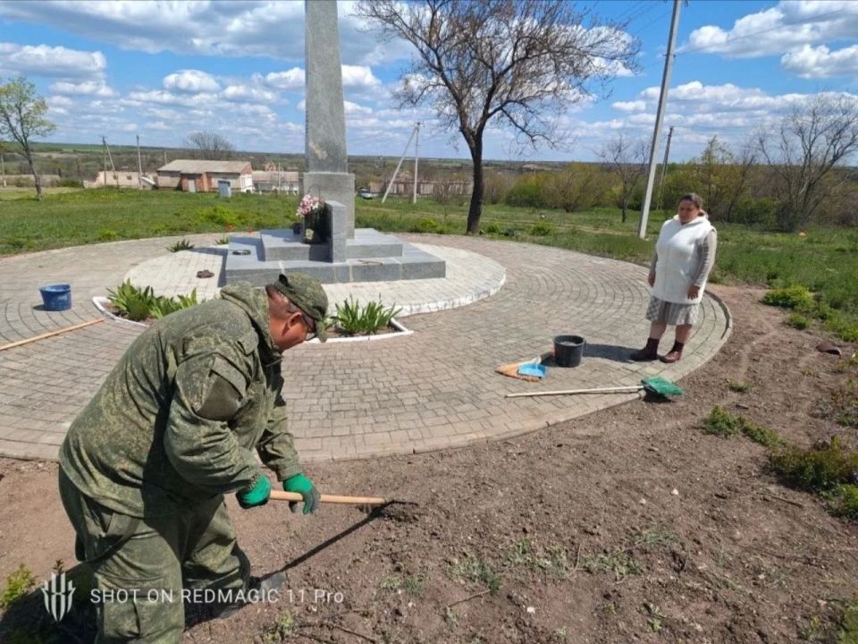 Население Приморского муниципалитета продолжает благоустраивать малую родину, активно участвуя в двухмесячнике по наведению санитарного порядка Население Приморского муниципалитета продолжает благоустраивать малую родину, активно участвуя в двухмесячнике по наведению санитарного порядка