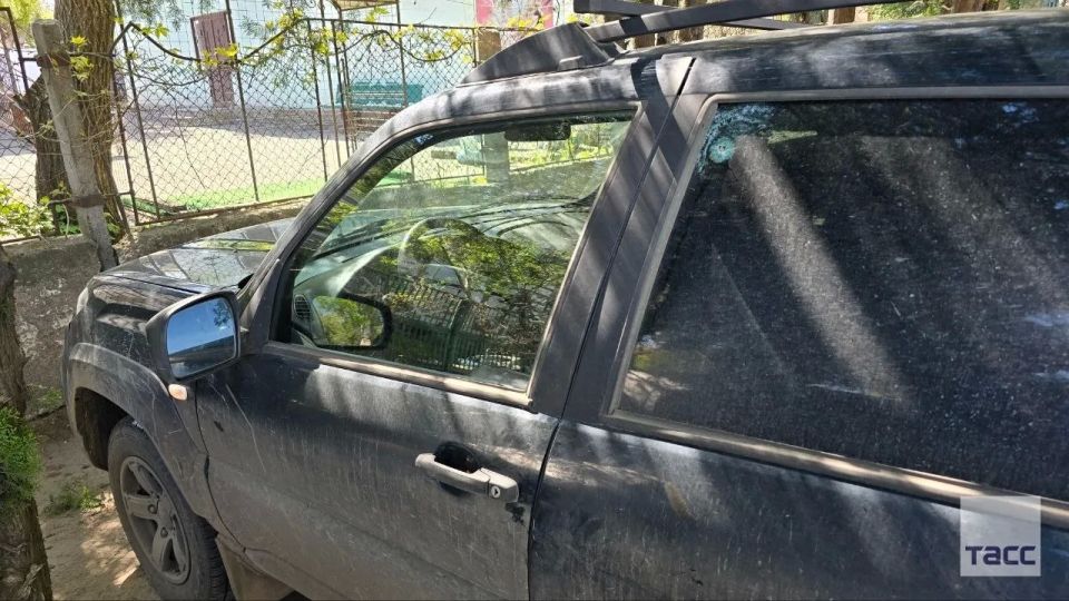 Фотокорреспондент ТАСС Александр Полегенько оказался под ударом украинского беспилотника в центре Васильевки Запорожской области — в период объявленного Зеленским «режима тишины» Фотокорреспондент ТАСС Александр Полегенько оказался под ударом украинского беспилотника в центре Васильевки Запорожской области — в период объявленного Зеленским «режима тишины»