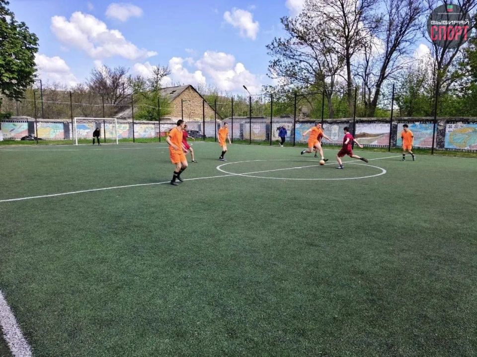 Очередной тур Чемпионата СШ «Колос» по мини-футболу прошел в пгт.Акимовка Очередной тур Чемпионата СШ «Колос» по мини-футболу прошел в пгт.Акимовка