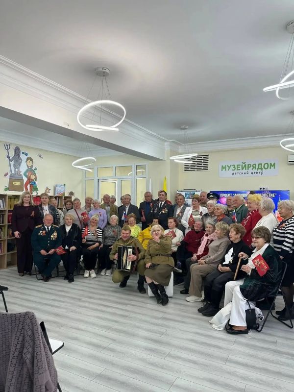 06.05.2026 г. в ГБУ ЗО "Областной центр искусств и народного творчества" состоялась творческая встреча в рамках проекта «Активное долголетие», посвященная Дню Великой Победы «Памяти военных лет» 06.05.2026 г. в ГБУ ЗО "Областной центр искусств и народного творчества" состоялась творческая встреча в рамках проекта «Активное долголетие», посвященная Дню Великой Победы «Памяти военных лет»