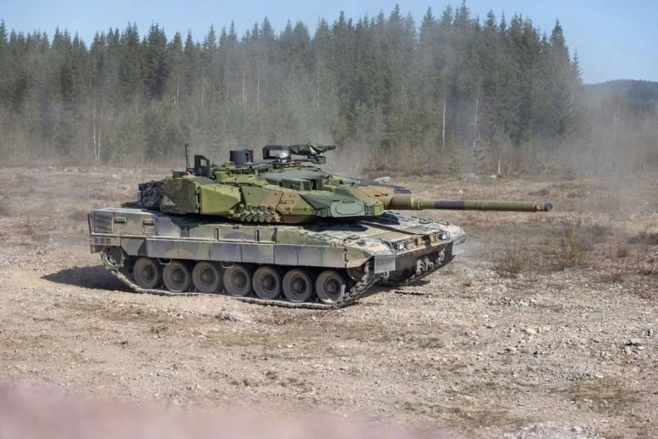 Норвегия и Леопарды.. На прошлой неделе норвежская армия приняла на вооружение танк Leopard 2A8NO, получив первые машины из Германии. Кроме этого в Норвегии будет открыто производство Норвегия и Леопарды.. На прошлой неделе норвежская армия приняла на вооружение танк Leopard 2A8NO, получив первые машины из Германии. Кроме этого в Норвегии будет открыто производство