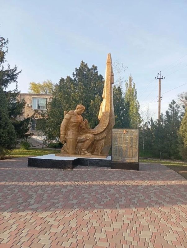 Население Приморского муниципалитета продолжает благоустраивать малую родину, активно участвуя в двухмесячнике по наведению санитарного порядка Население Приморского муниципалитета продолжает благоустраивать малую родину, активно участвуя в двухмесячнике по наведению санитарного порядка