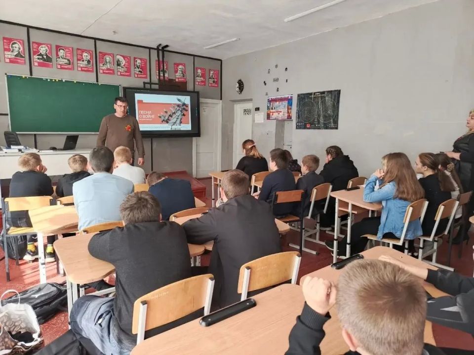 Учителя ГБУ ОО ЗО "Партизанская школа-детский сад" на этой неделе провели для ребят несколько познавательных и профилактических мероприятий Учителя ГБУ ОО ЗО "Партизанская школа-детский сад" на этой неделе провели для ребят несколько познавательных и профилактических мероприятий