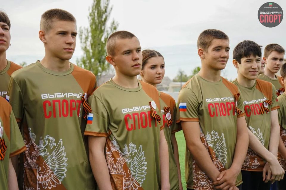 Спортсмены Запорожской области активно принимают участие в традиционной акции «Забег - 1418 в духе единства» Спортсмены Запорожской области активно принимают участие в традиционной акции «Забег - 1418 в духе единства»