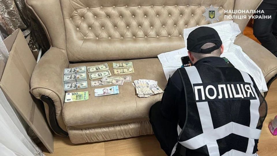 В Запорожье задержали командира батальона за вымогательство "откатов" из "боевых" выплат, – Нацполиция В Запорожье задержали командира батальона за вымогательство "откатов" из "боевых" выплат, – Нацполиция