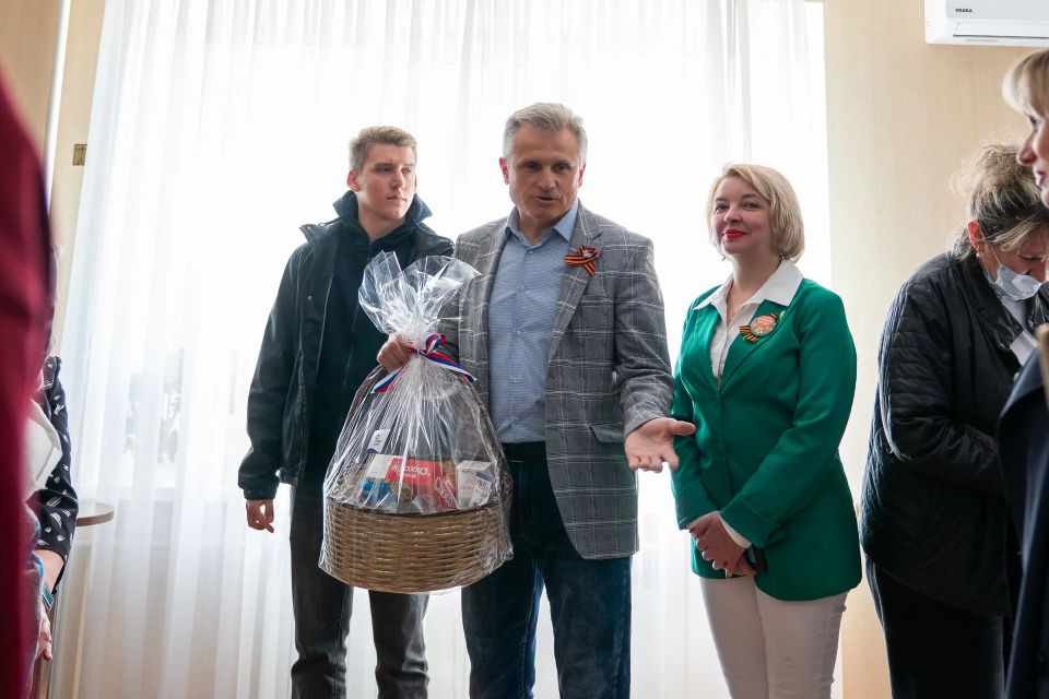 Есть встречи, после которых ещё долго не можешь переключиться на обычные рабочие дела Есть встречи, после которых ещё долго не можешь переключиться на обычные рабочие дела