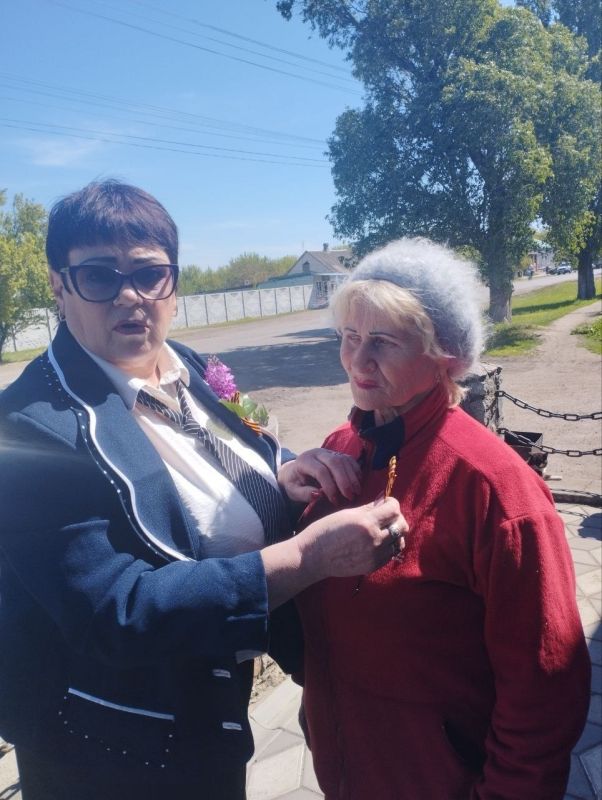 В сердце каждого из нас живет память о героях! В сердце каждого из нас живет память о героях!
