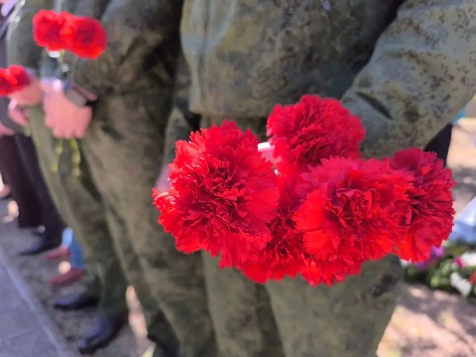 Накануне Дня Победы в Акимовке произошло событие, наполненное глубоким смыслом и скорбью Накануне Дня Победы в Акимовке произошло событие, наполненное глубоким смыслом и скорбью