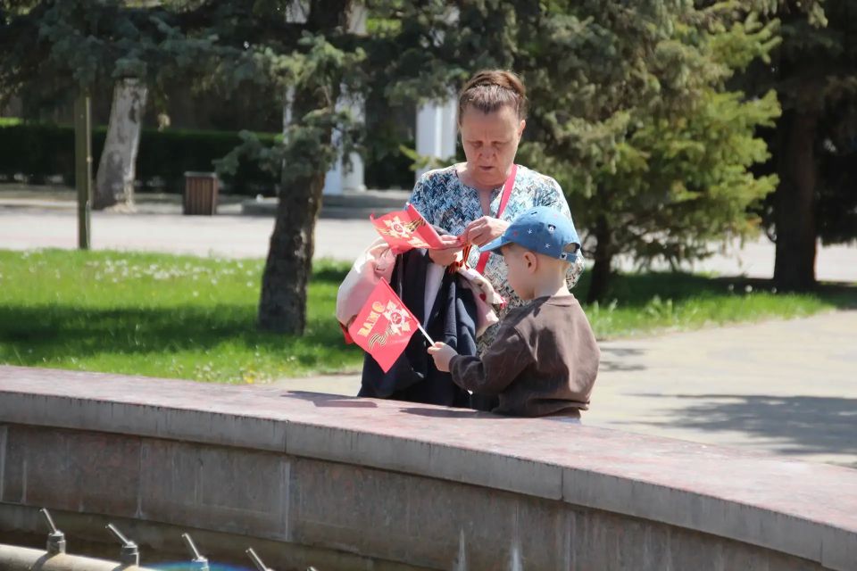 Региональный этап Всероссийской акции «Георгиевская ленточка» состоялся в Мелитополе Региональный этап Всероссийской акции «Георгиевская ленточка» состоялся в Мелитополе