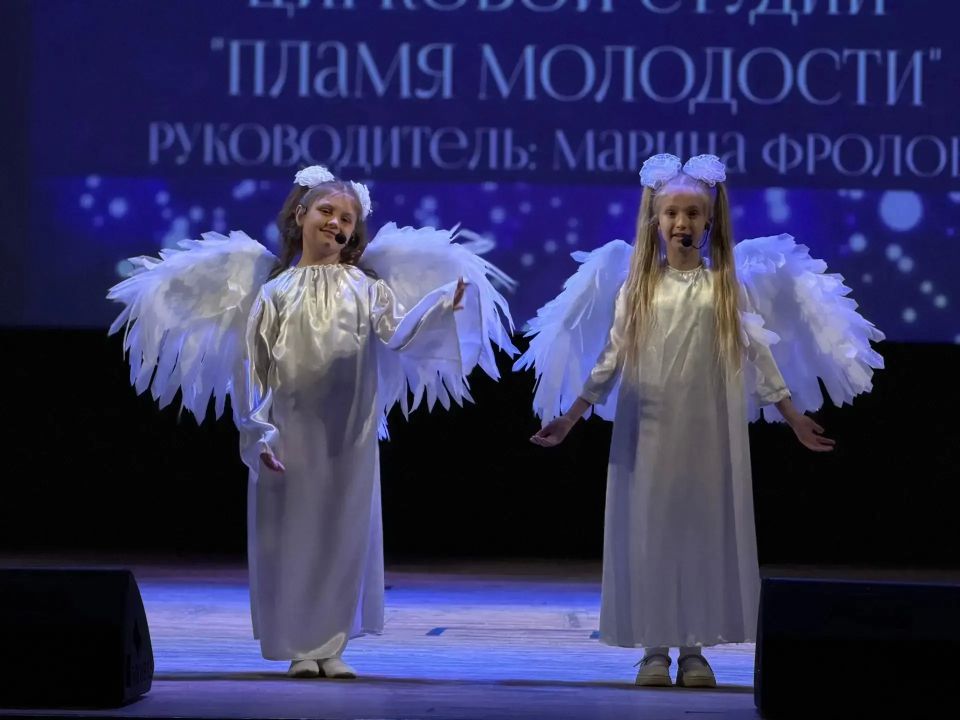 В Областном центре искусств и народного творчества состоялся отчётный концерт цирковой студии «Пламя молодости» под руководством Марины Фроловой В Областном центре искусств и народного творчества состоялся отчётный концерт цирковой студии «Пламя молодости» под руководством Марины Фроловой
