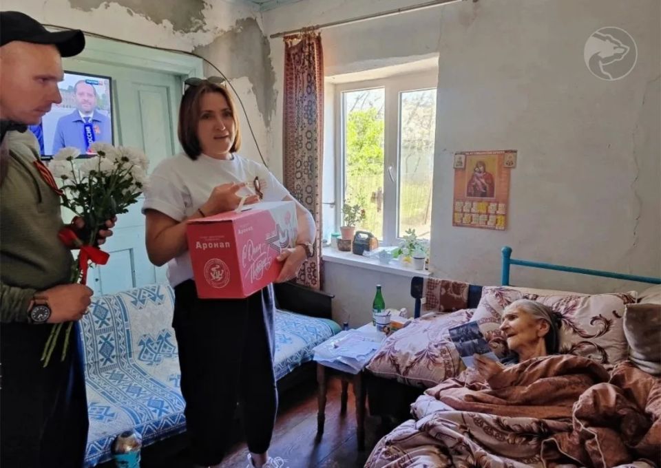 Акимовском округе Единая Россия поздравила детей войны с Днём Победы Акимовском округе Единая Россия поздравила детей войны с Днём Победы
