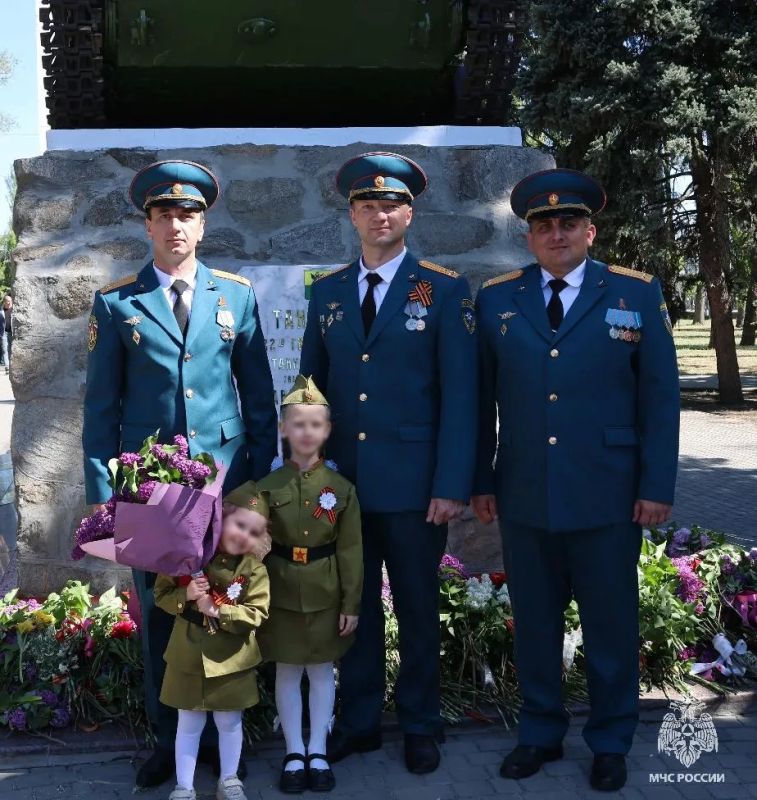 Память, объединяющая поколения Память, объединяющая поколения