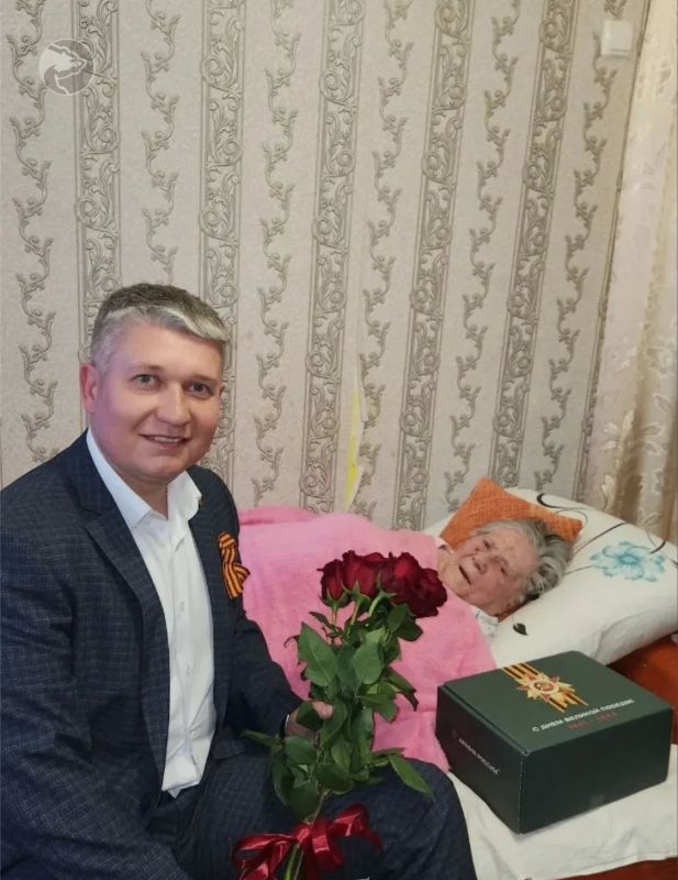 Депутаты Единой России поздравили ветеранов и детей войны с Днём Победы Депутаты Единой России поздравили ветеранов и детей войны с Днём Победы