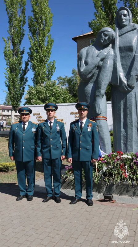 Память, объединяющая поколения Память, объединяющая поколения